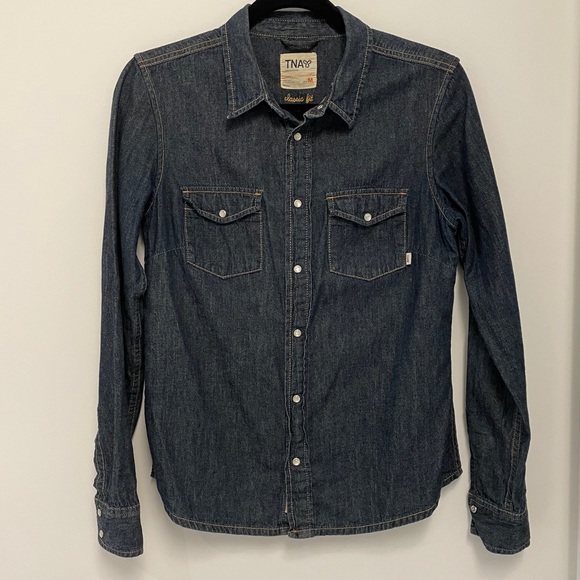 ✨TNA DENIM SHIRT✨ with button up snaps - Picture 1 of 3